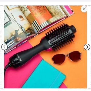 Revlon Salon One-Step Hair Dryer and Volumizer Hot Air Brush